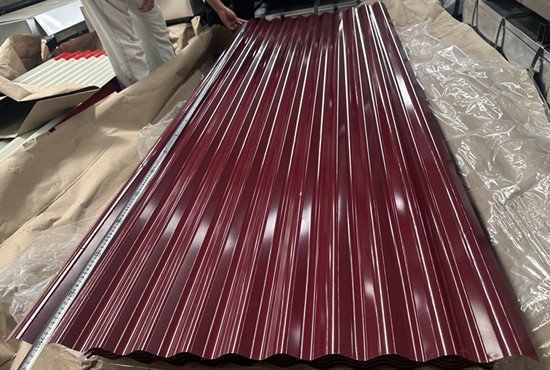 red roofing sheet 550x370