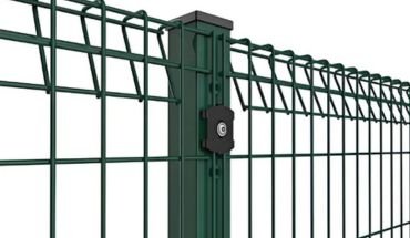 BRC coated roll top rail metal fence in green color.
