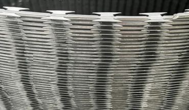 Concertina barbed wire in 45cm diameter puco size.