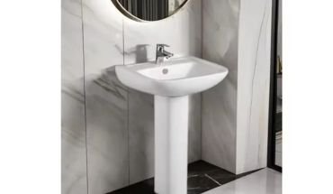 Floor mounted wash basin ceramic pedestal sink.