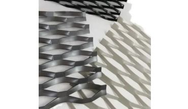 Galvanized high qualit expanded metal mesh sheet.