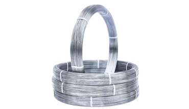 High tensile hot dipped galvanized steel oval wire in 4 bundle.