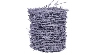 Hot dipped galvanized barbed wire high height.