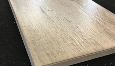 Nature wood design pisos porcelanato tiles for bedroom flooring.
