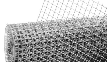 Stainless steel galvanized welded wire mesh roll sample.
