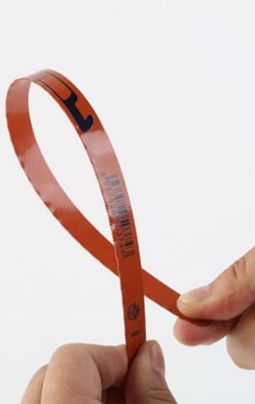 Bended Hacksaw Blade.